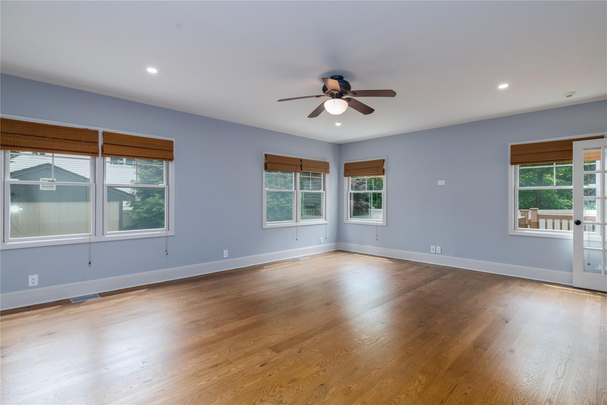 22 Commonwealth Avenue, Massapequa, New York image 11