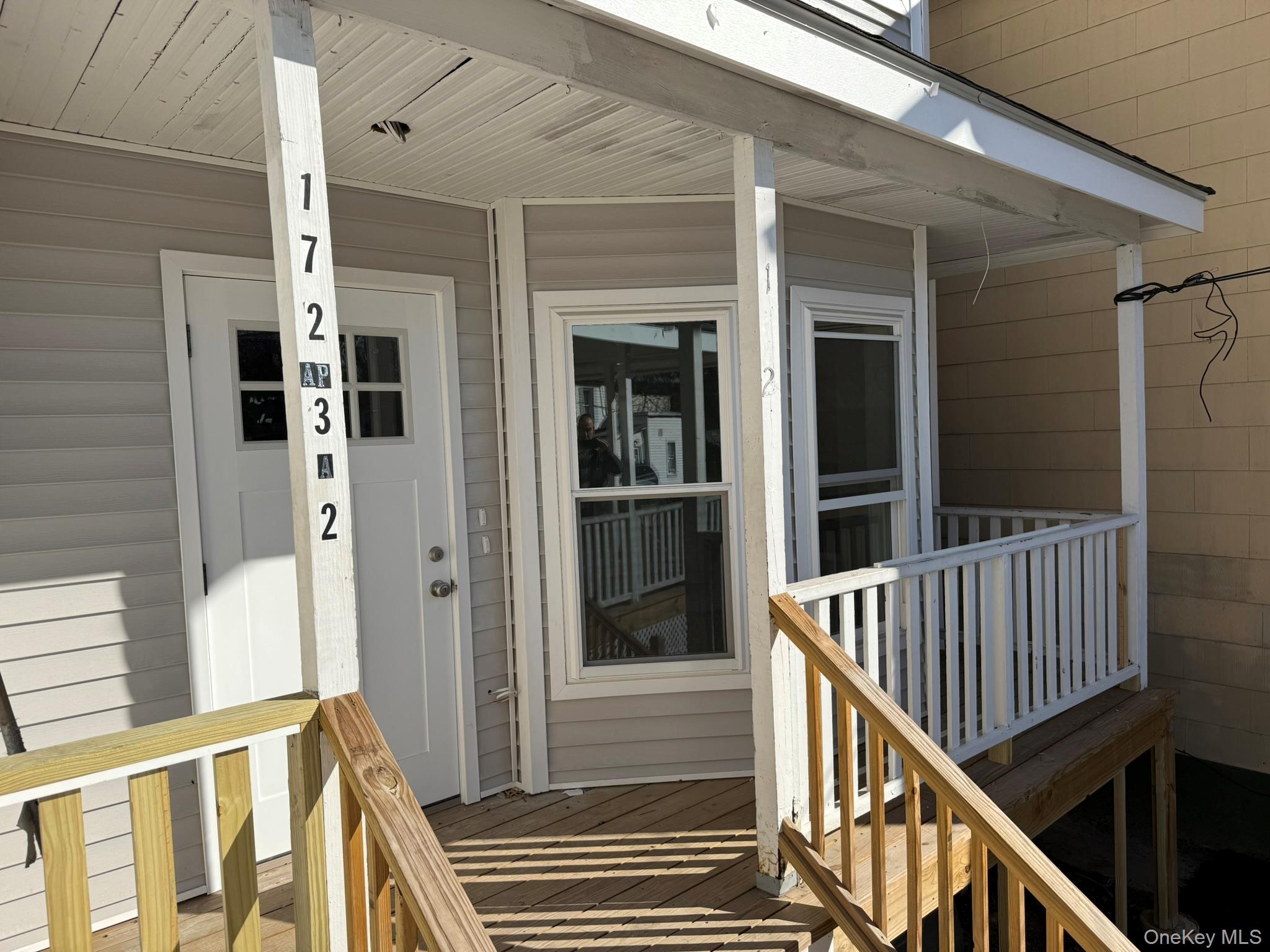172 Front Street 172