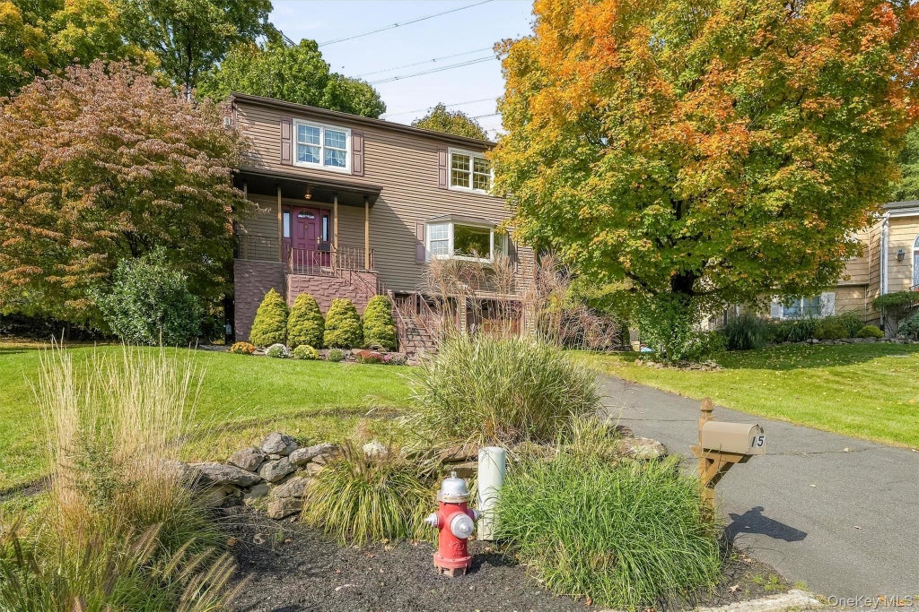 Photo of 15 Holly Ridge Road, Valhalla, NY 10595 (MLS # 1061679)