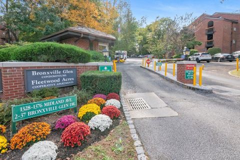14 Bronxville Glen Drive Bronxville NY 10708