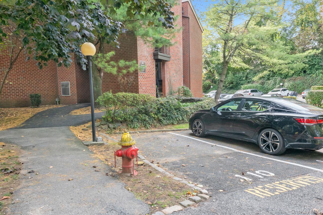 14 Bronxville Glen Drive