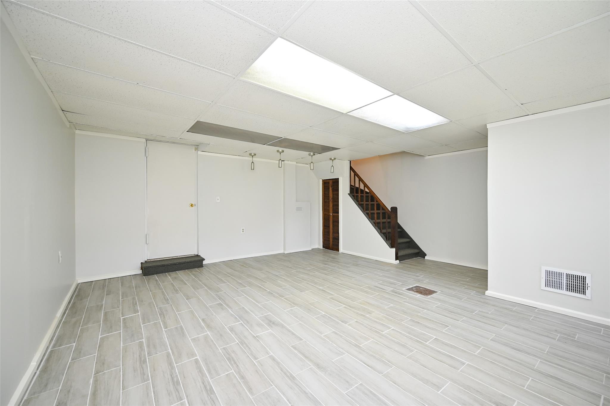 58-55 197 Street, Fresh Meadows, New York image 18