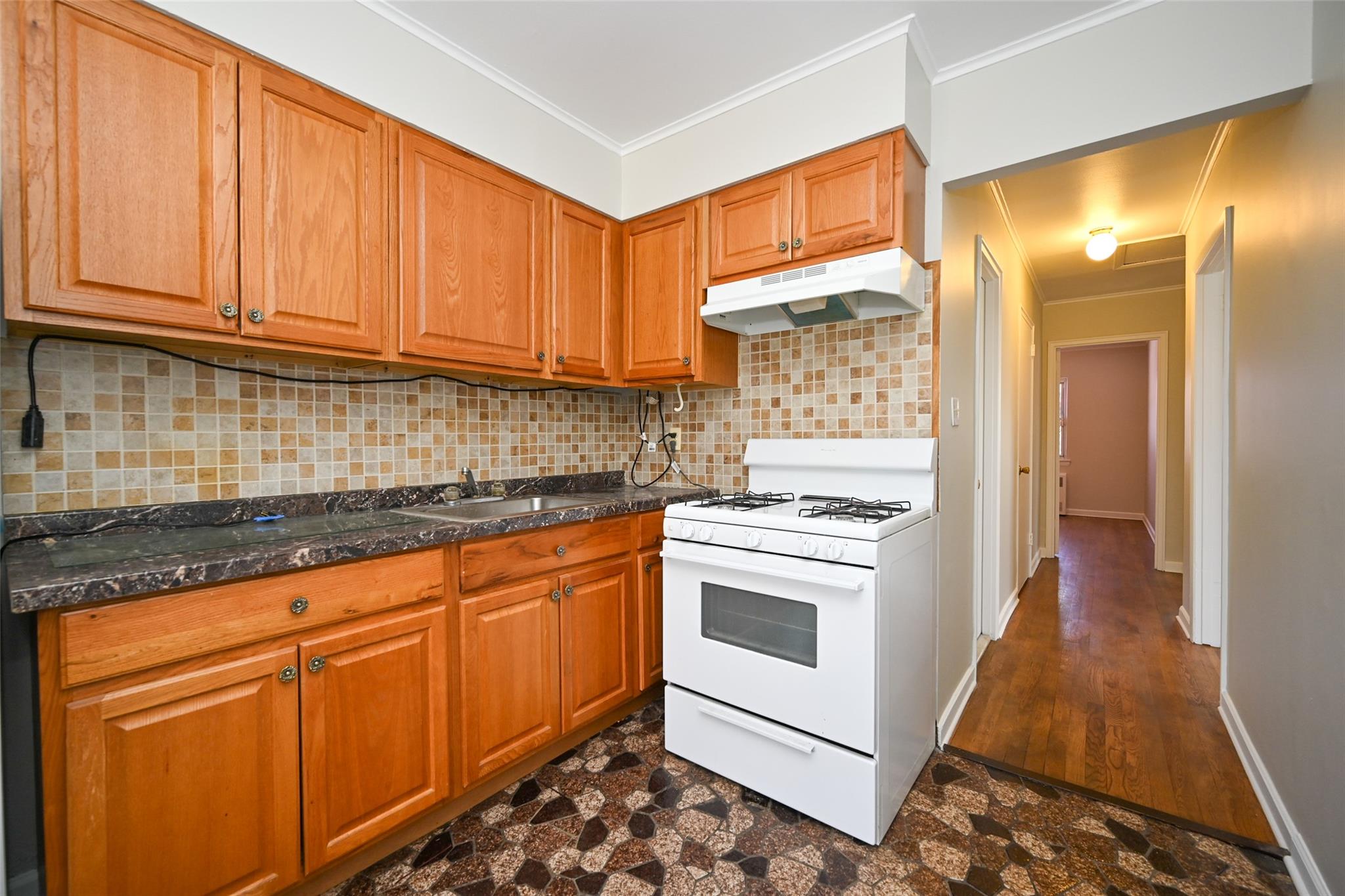 58-55 197 Street, Fresh Meadows, New York image 10