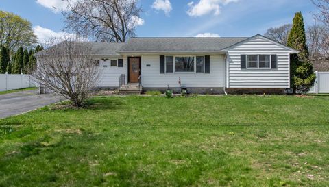 15 Simmons Drive Saugerties NY 12477
