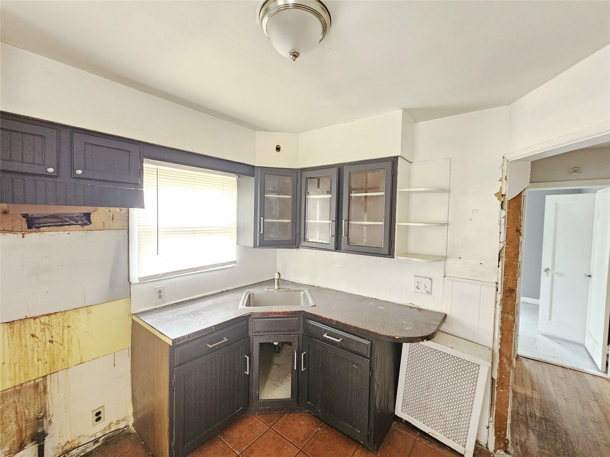 120 Stanton Boulevard, Uniondale, New York image 5