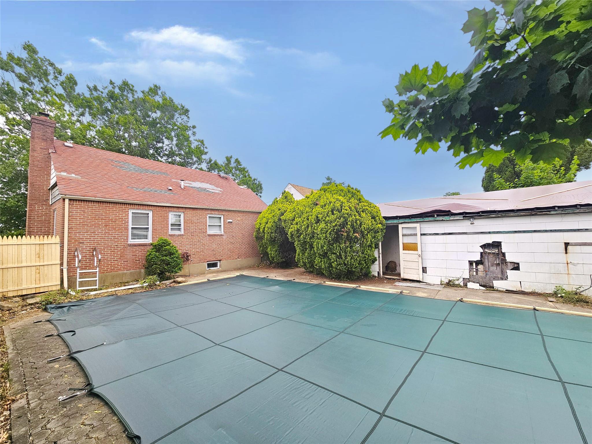 120 Stanton Boulevard, Uniondale, New York image 13