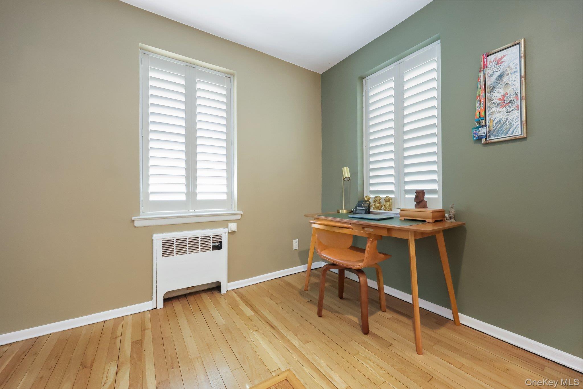 52 Lafayette Place 1F
