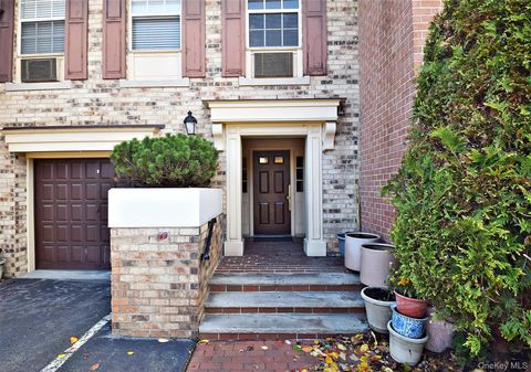 12-32 Diane Place 204 L Bayside NY 11360