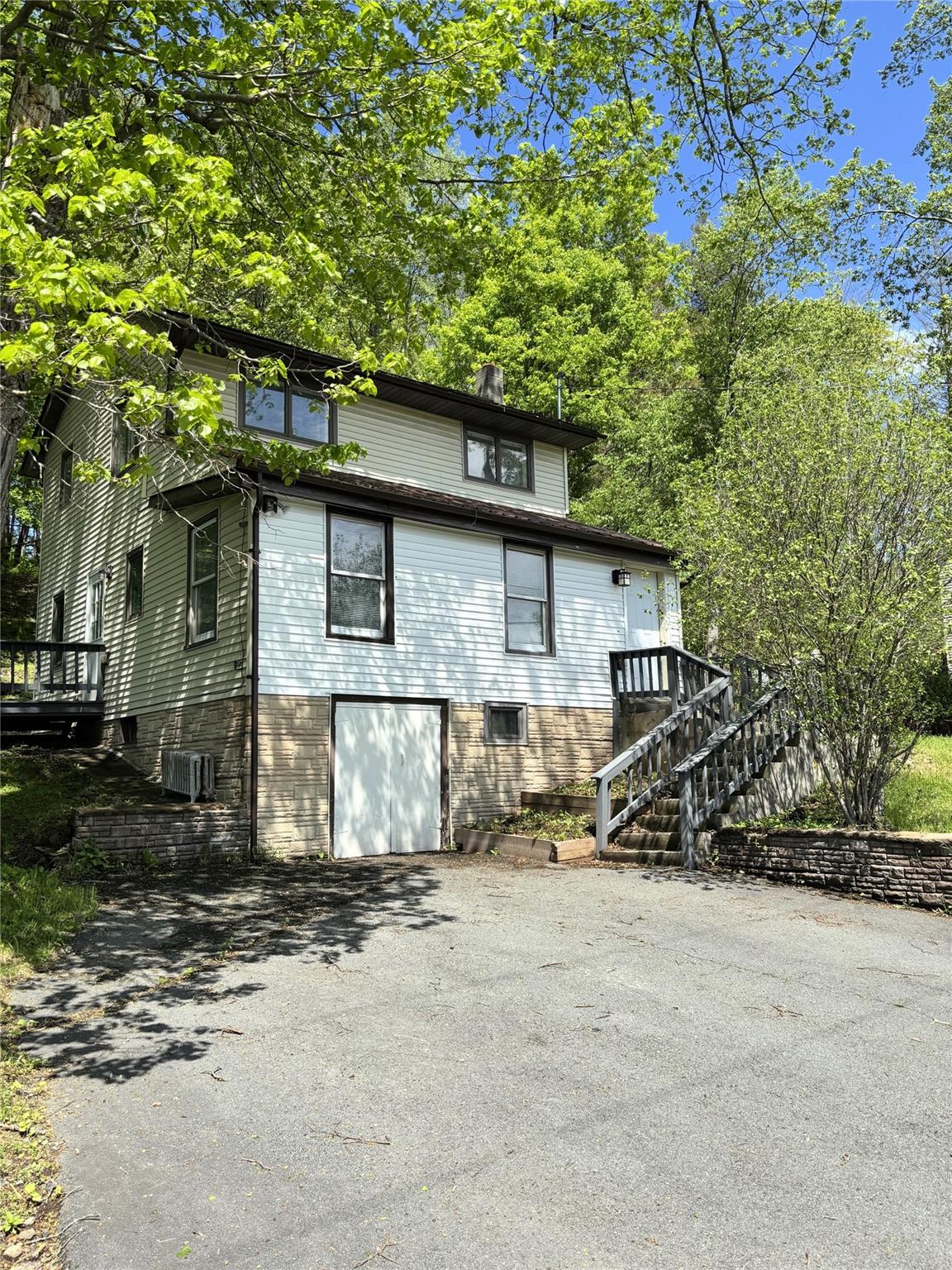 4 Worden Lane Ln, White Sulphur Spring, New York image 2