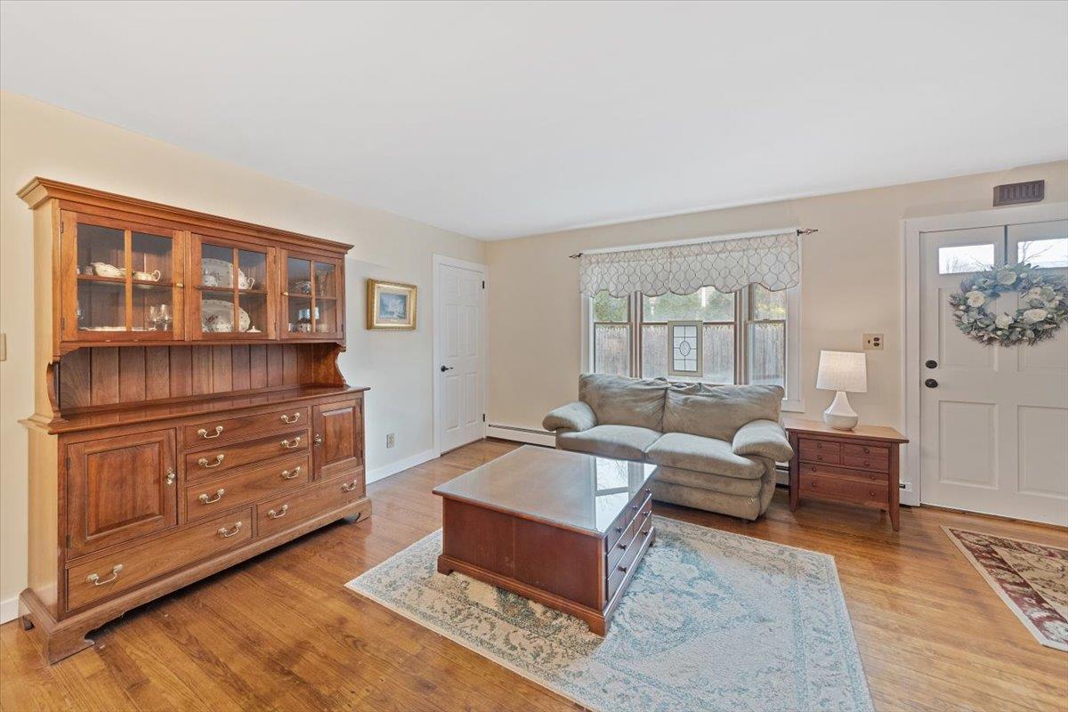 5 1/2 Oakwood Avenue, Rye, New York image 6