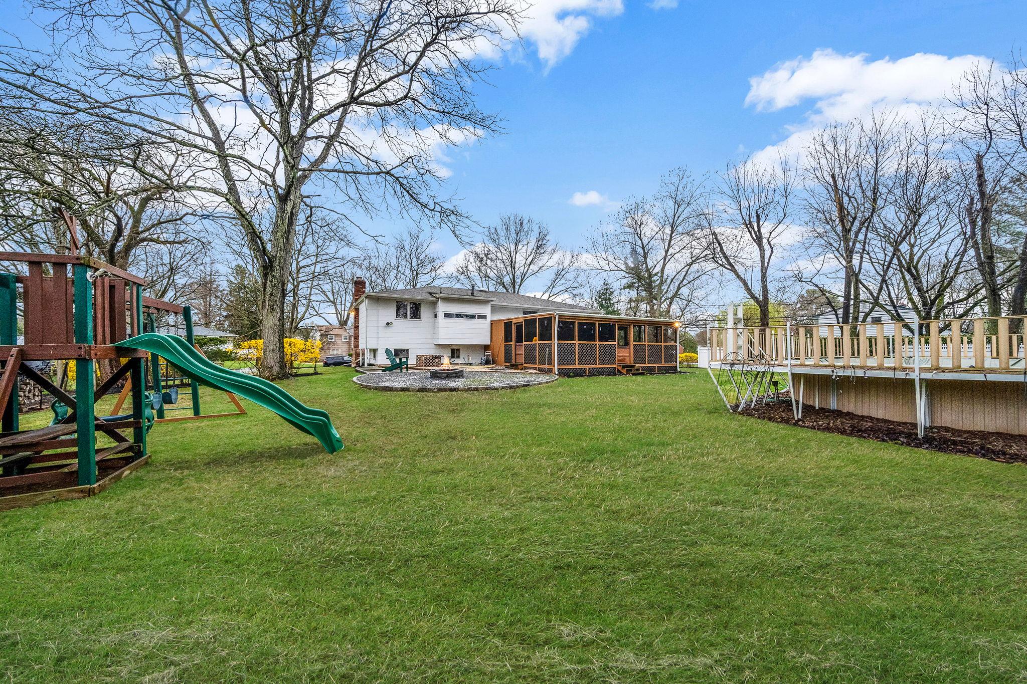 114 Dawson Drive, Greenlawn, New York image 33