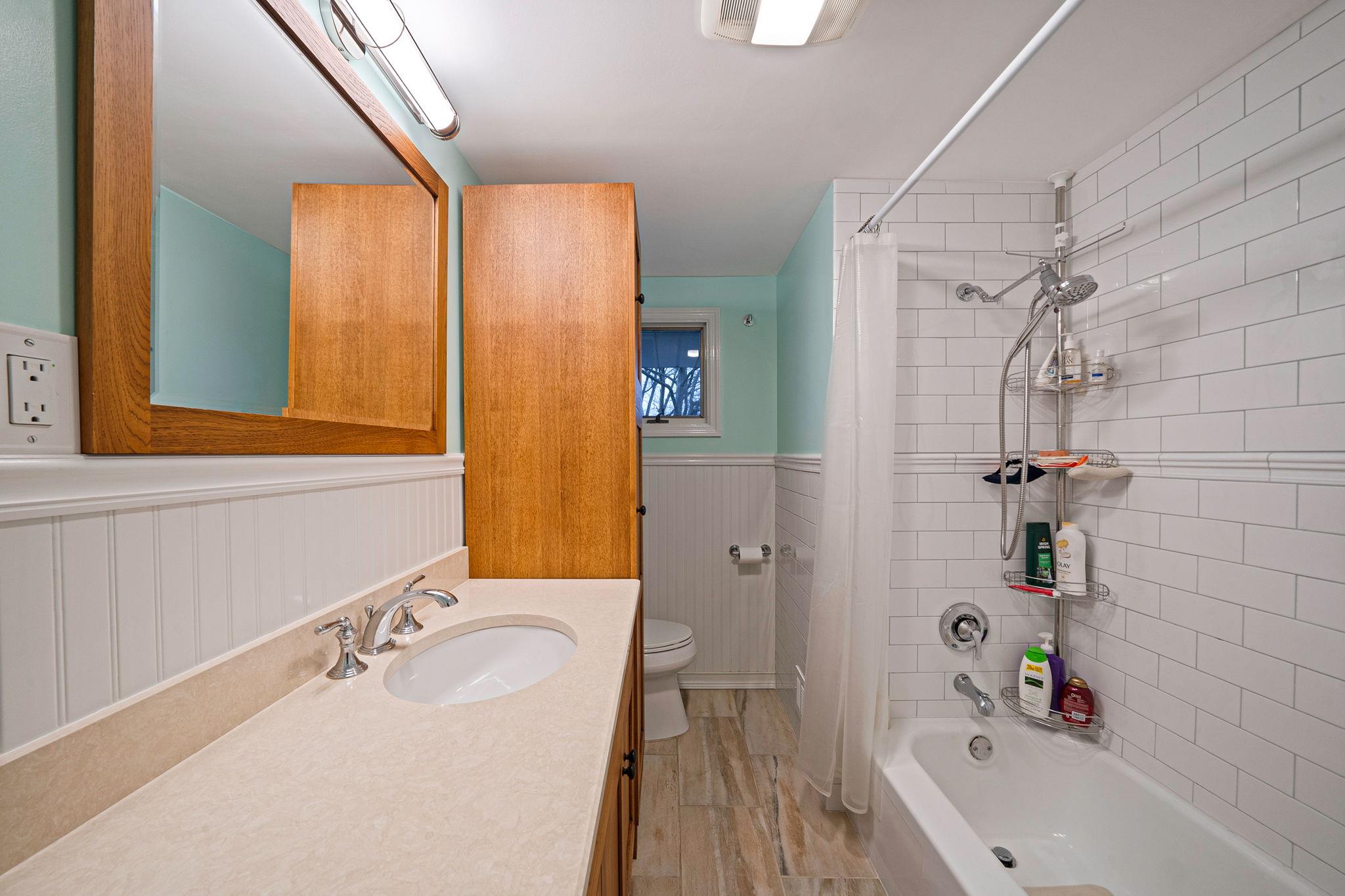 114 Dawson Drive, Greenlawn, New York image 20