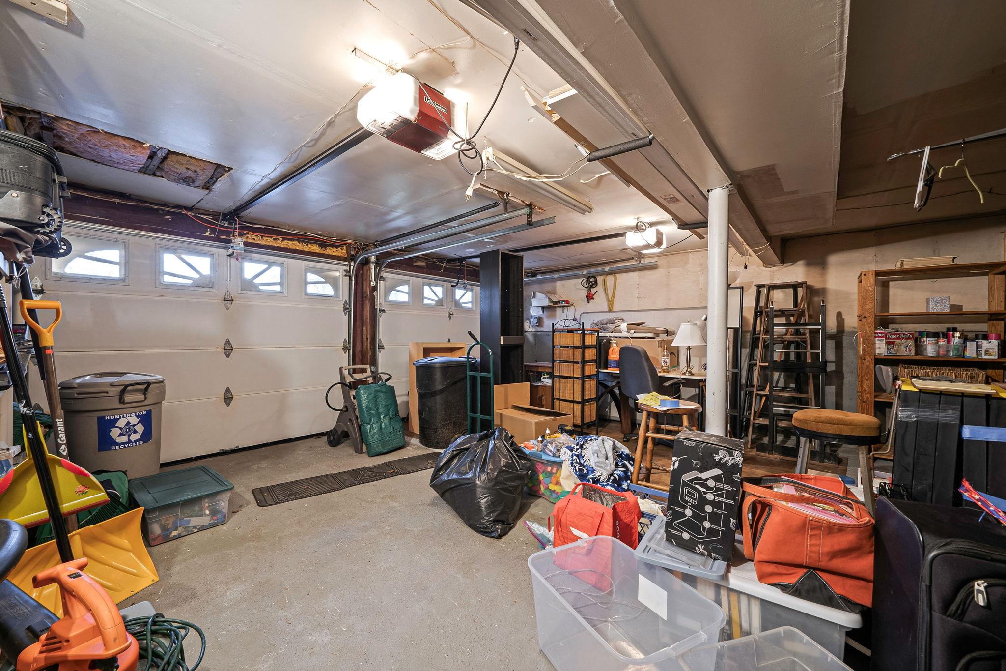 114 Dawson Drive, Greenlawn, New York image 38
