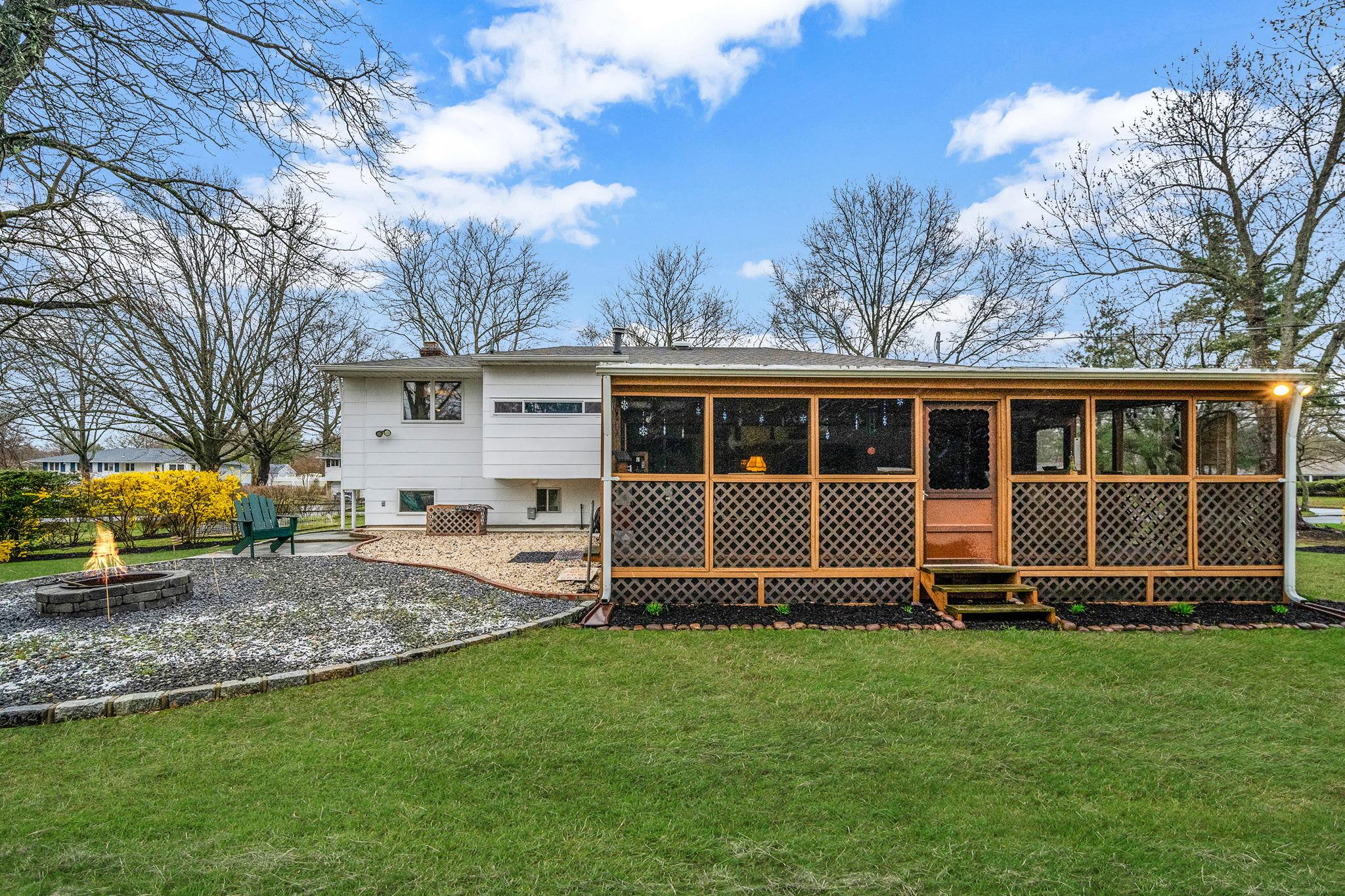 114 Dawson Drive, Greenlawn, New York image 29