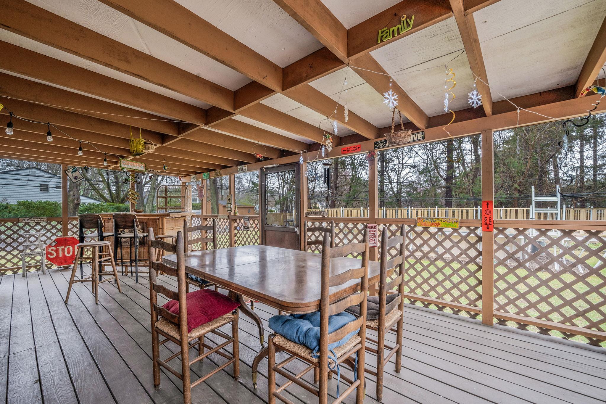 114 Dawson Drive, Greenlawn, New York image 28