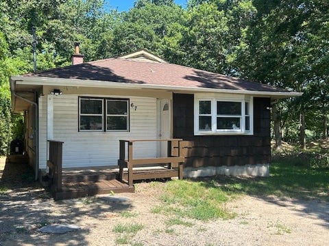 Homes For Rent - 67 Johns Neck Road<br/> Shirley, NY 11967