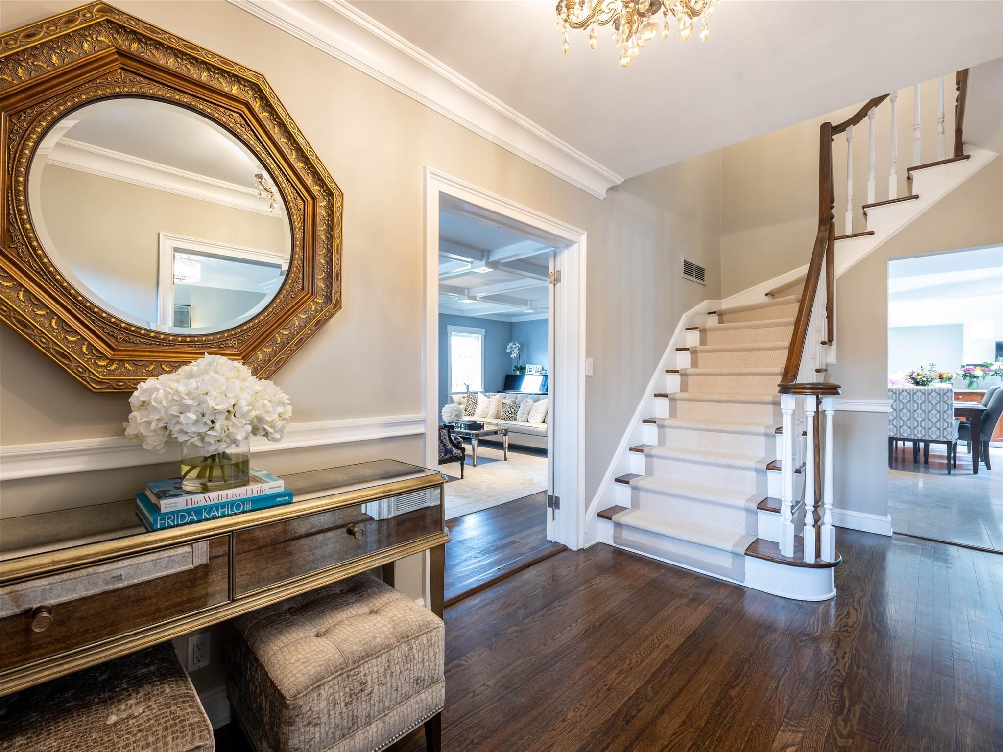 67 Village Road, Manhasset, New York image 3