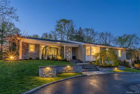 21 Rawlings Drive Melville NY 11747