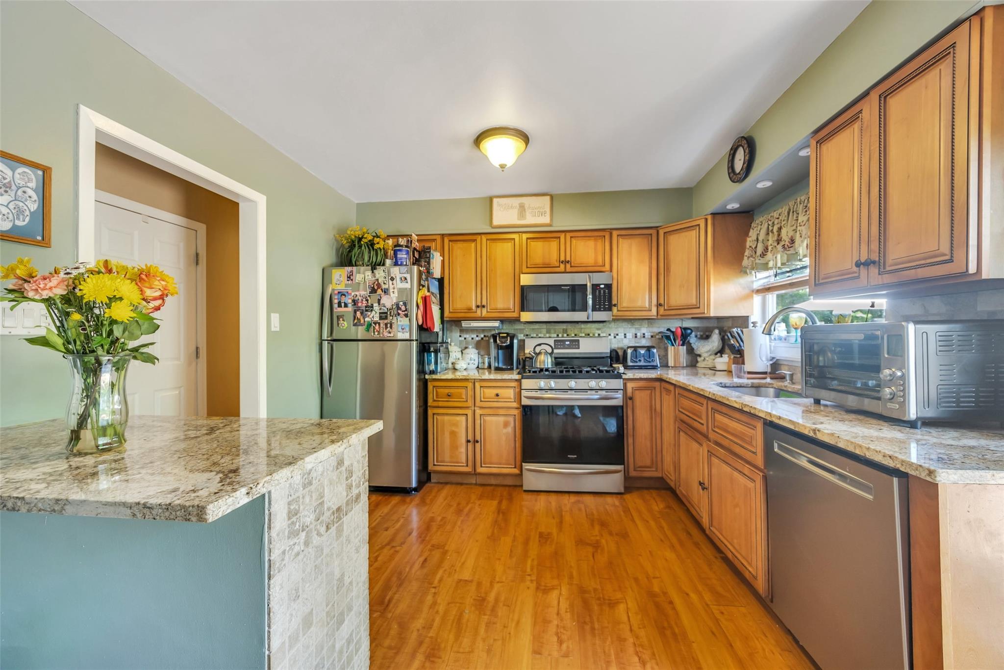1623 Washington Avenue, Bohemia, New York image 16