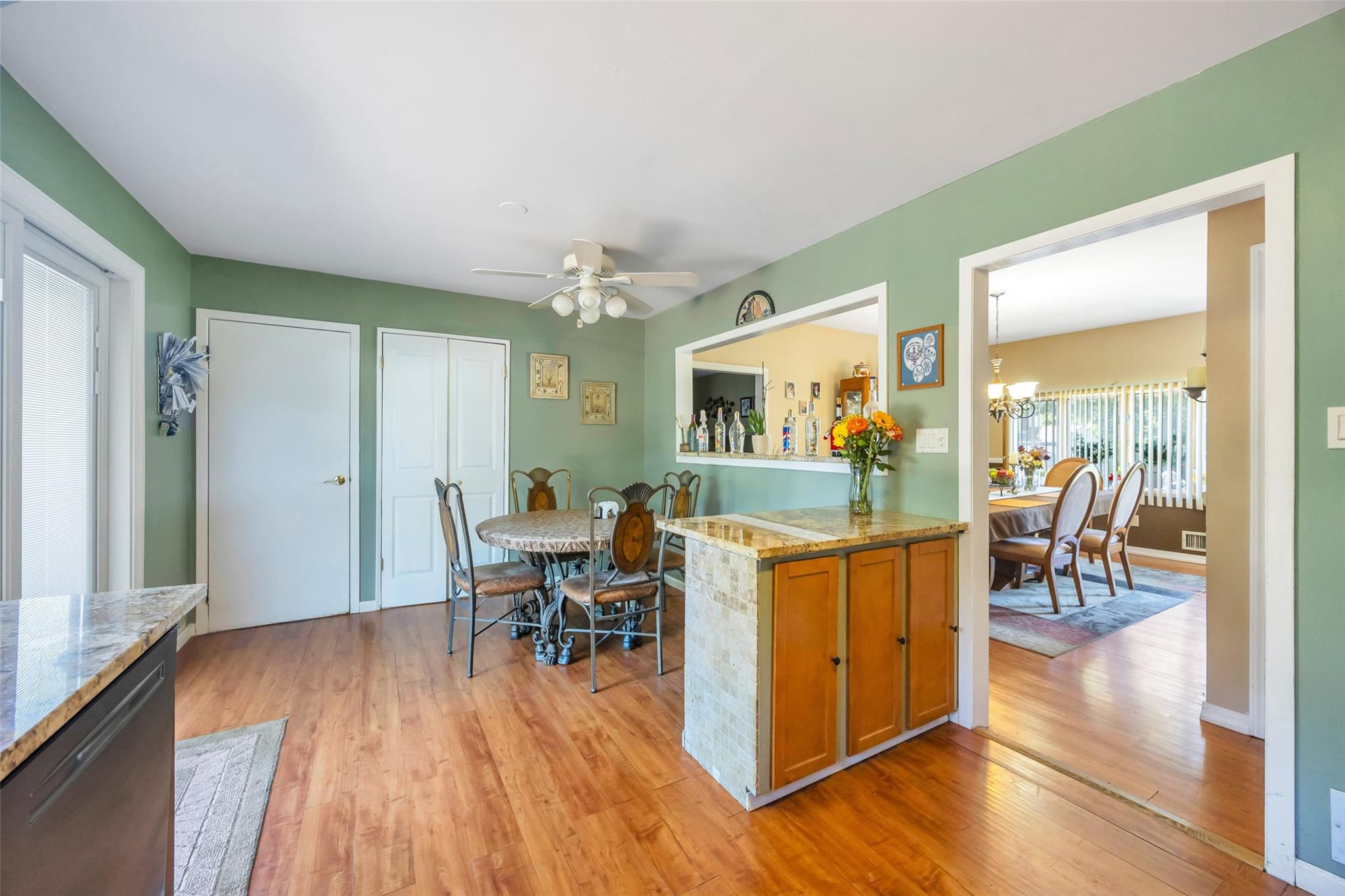 1623 Washington Avenue, Bohemia, New York image 18