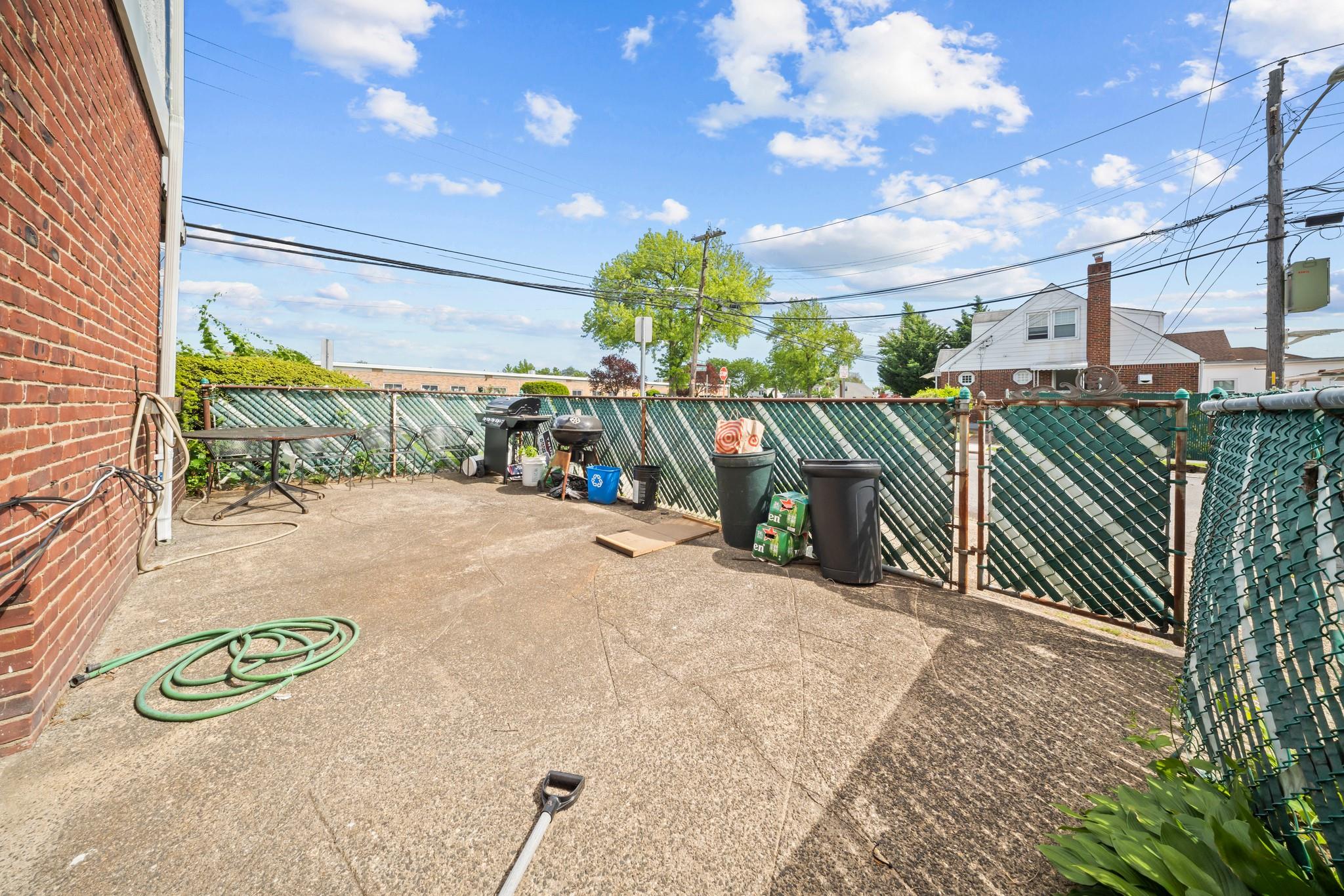 94 Shaw Avenue, Valley Stream, New York image 17