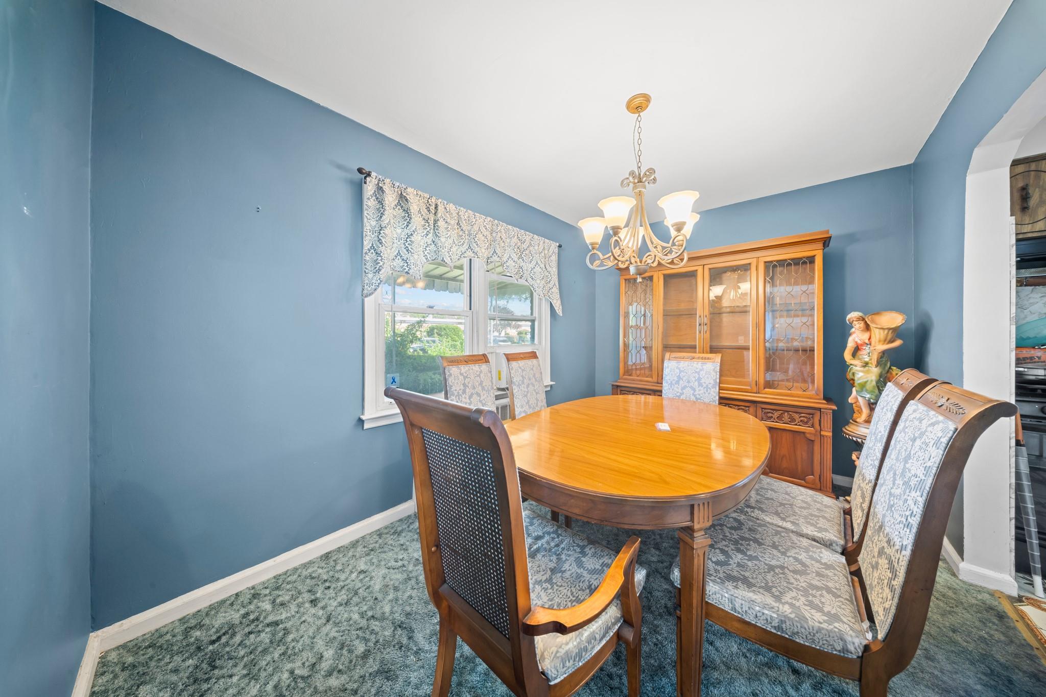94 Shaw Avenue, Valley Stream, New York image 8