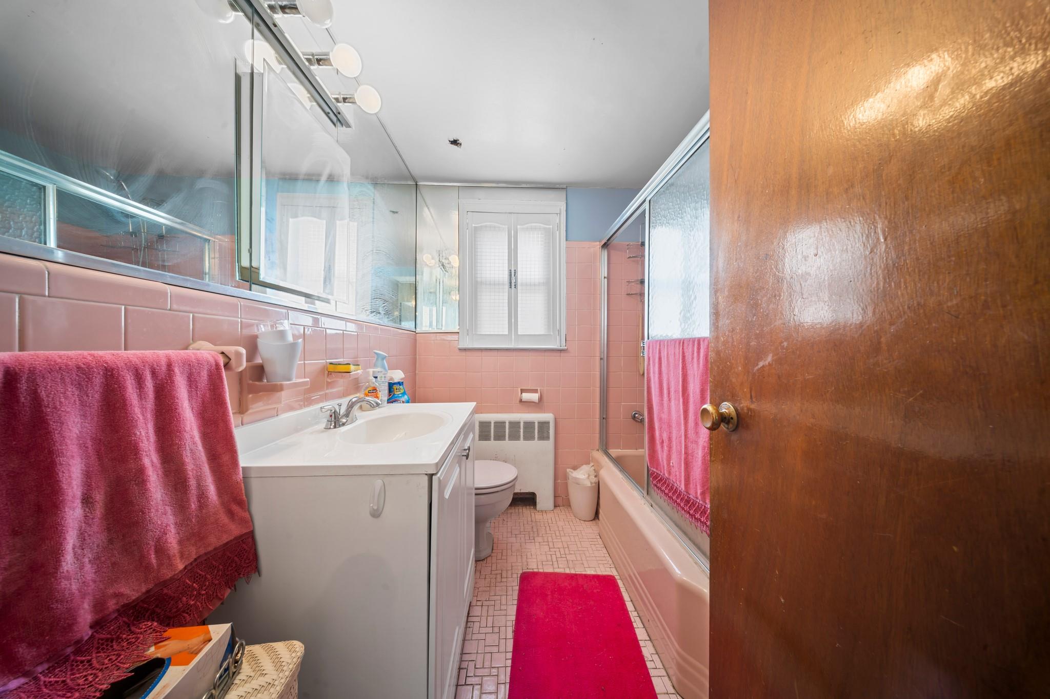 94 Shaw Avenue, Valley Stream, New York image 12