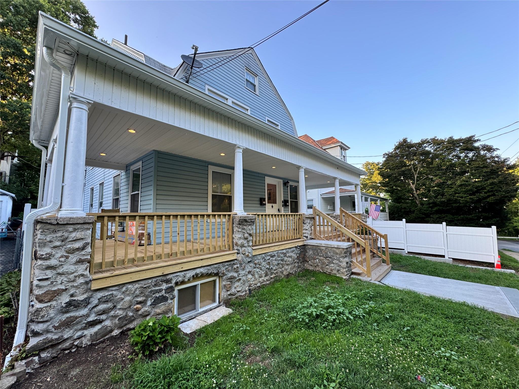 18 Edgewood Street