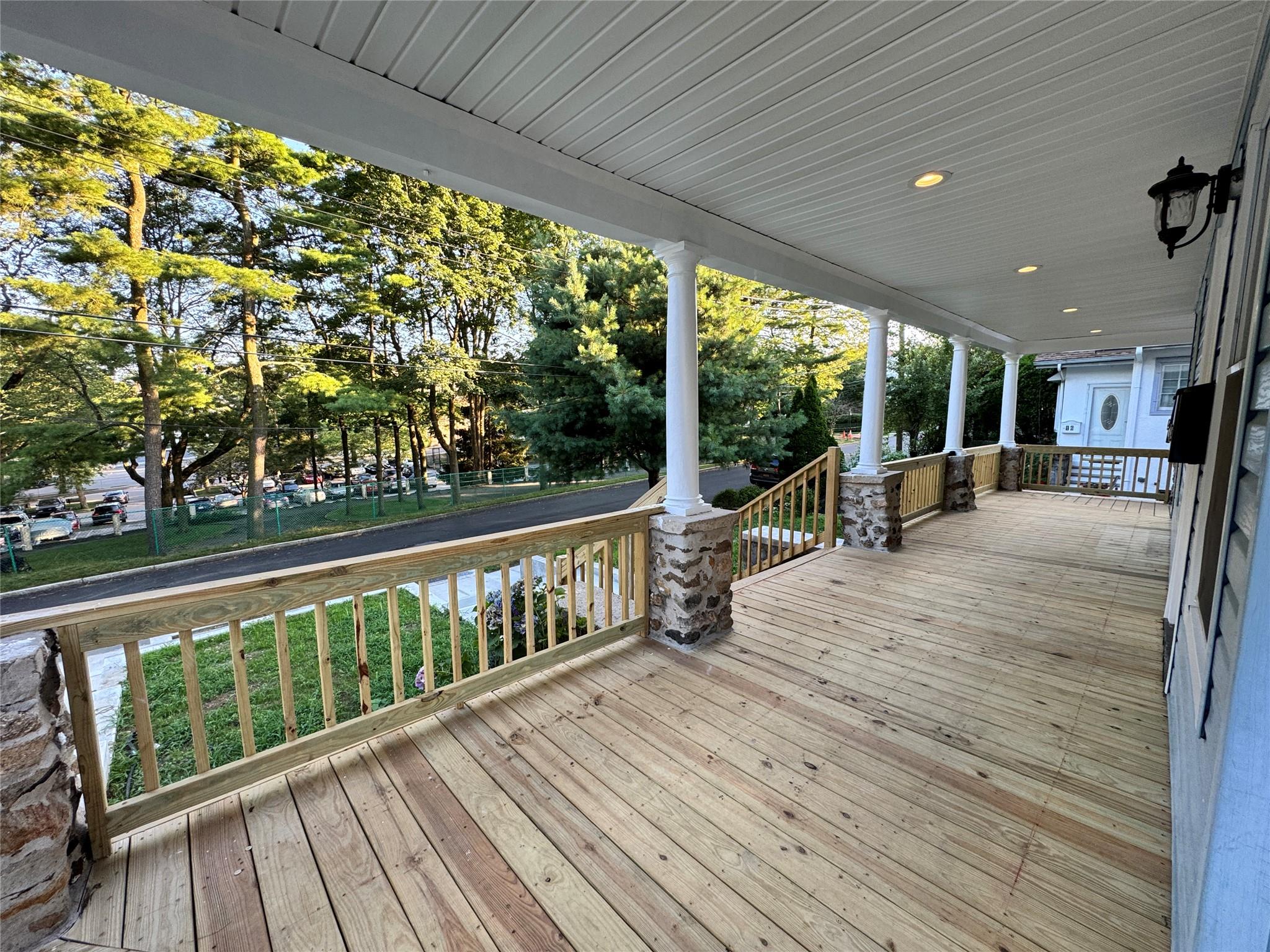 18 Edgewood Street