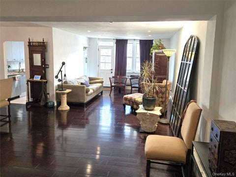 Homes For Sale - 210 E Broadway #1H<br/> Long Beach, NY 11561