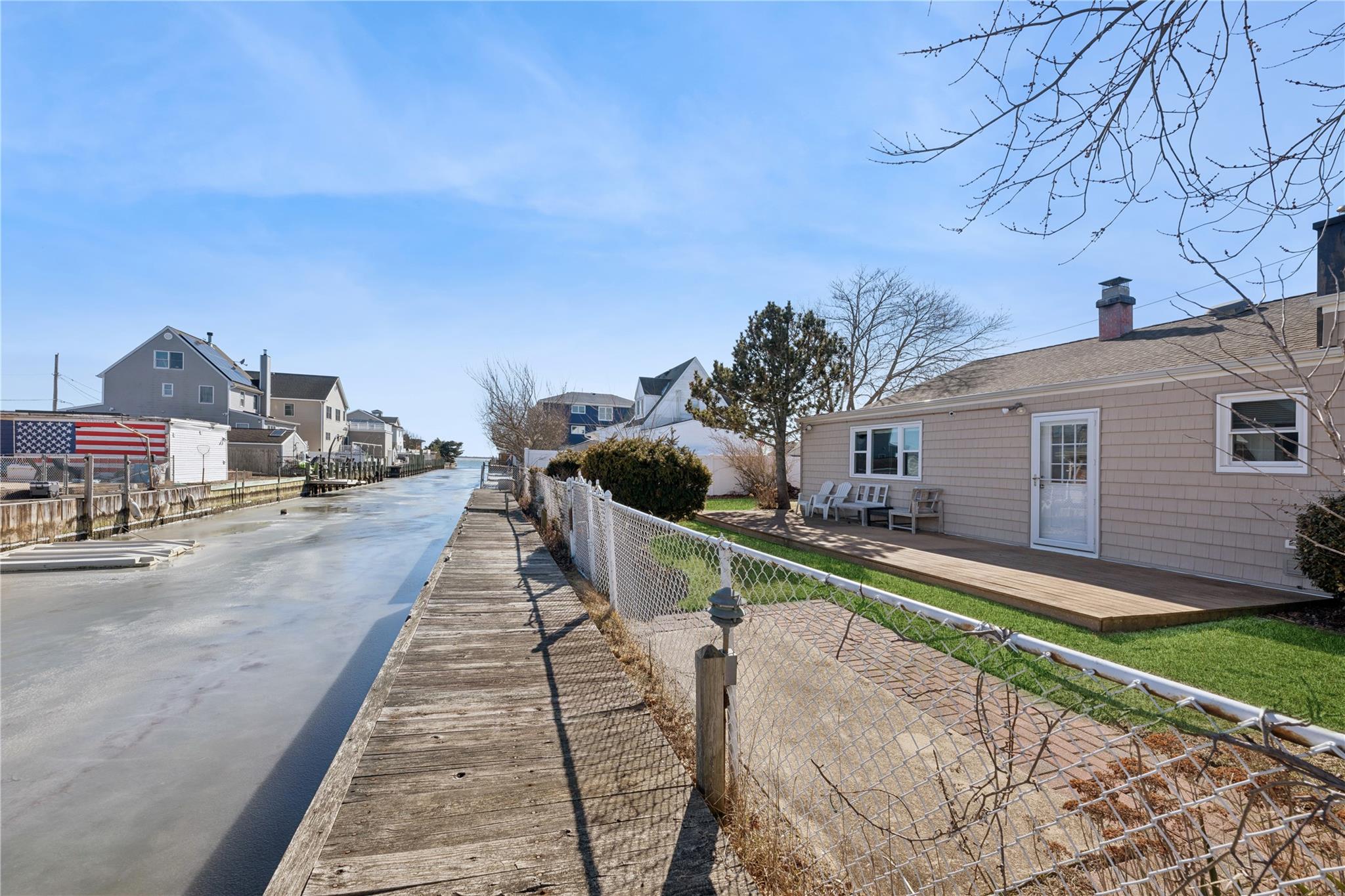 95 S Bay Drive, Babylon, New York image 26