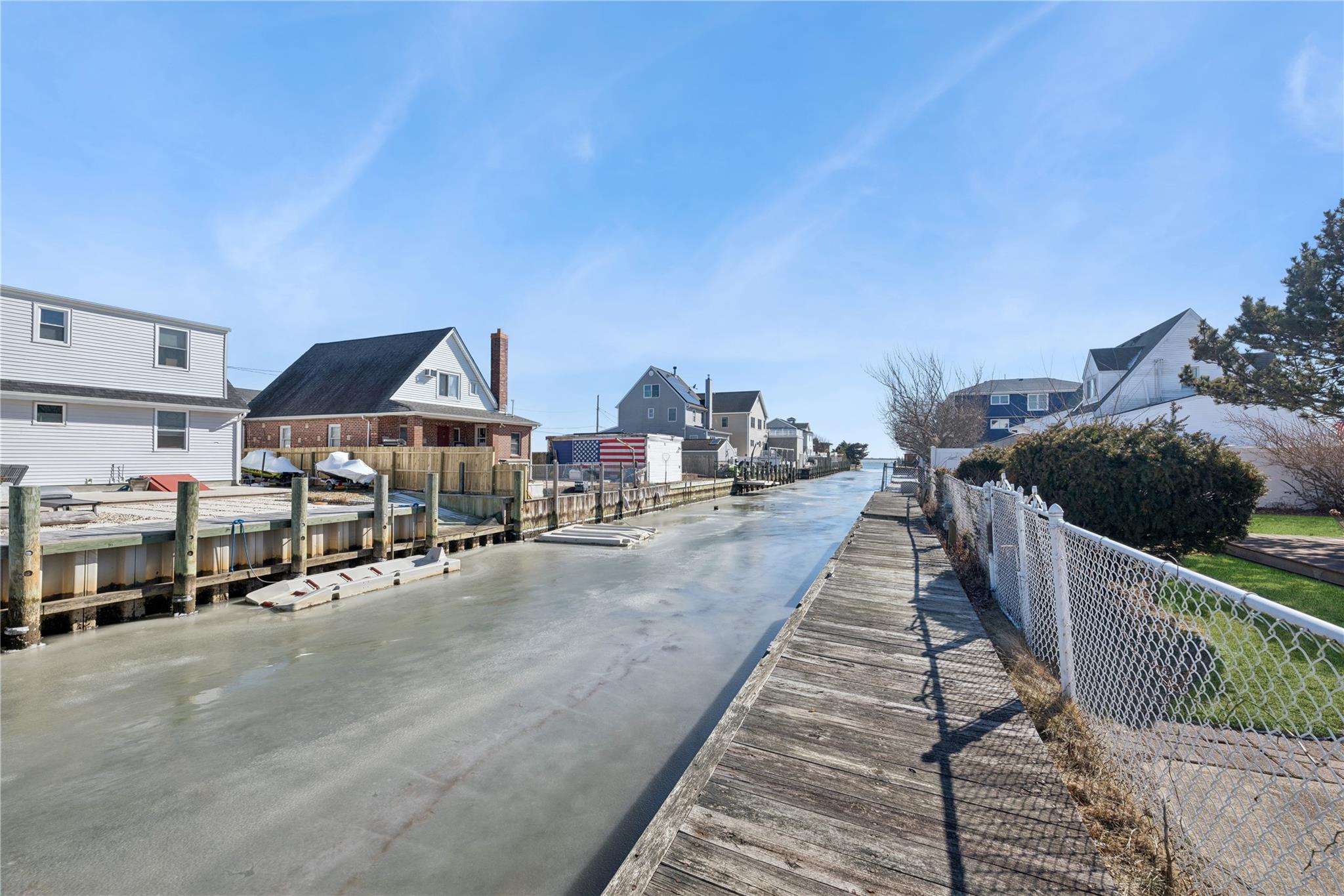 95 S Bay Drive, Babylon, New York image 31