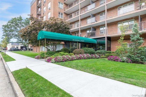 Homes For Sale - 20 Wendell Street #19E<br/> Hempstead, NY 11550