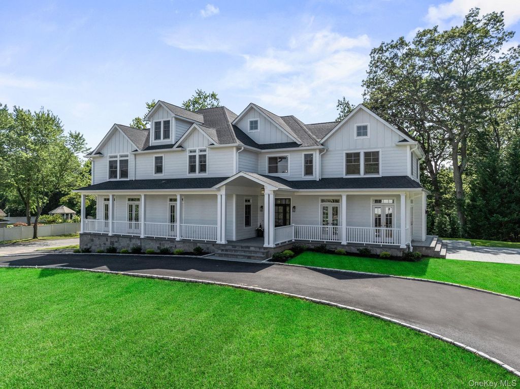 Photo of 10 Threepence Drive, Melville, NY 11747 (MLS # 857547)