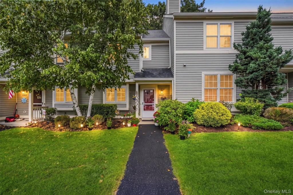 Photo of 5304 Applewood Circle, Carmel, NY 10512 (MLS # 1045338)