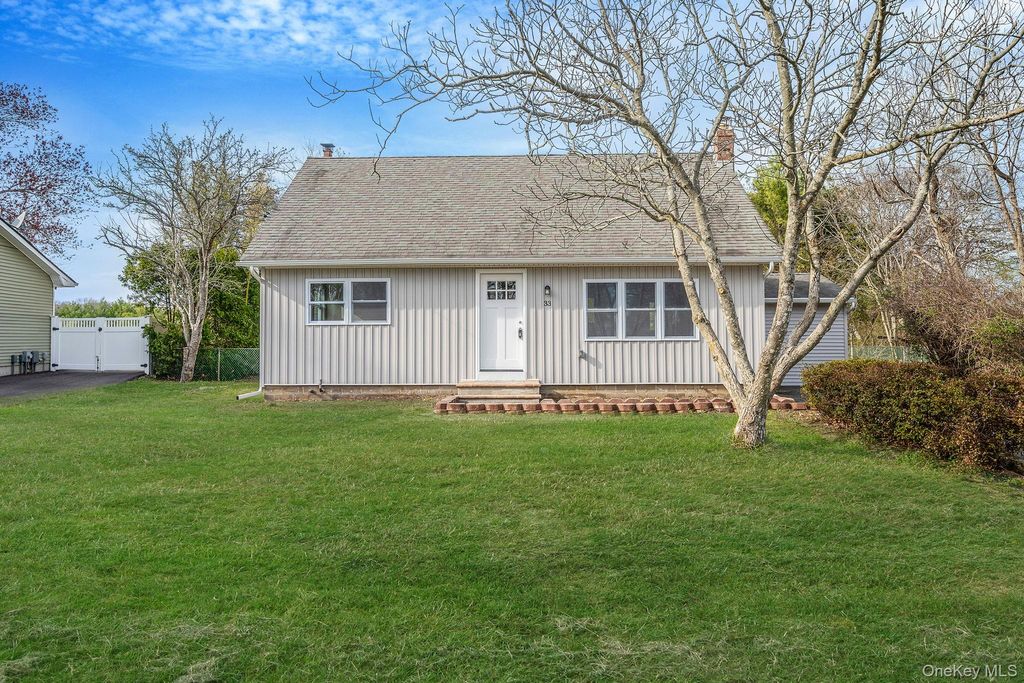 Photo of 33 Harts Road, East Moriches, NY 11940 (MLS # 986795)