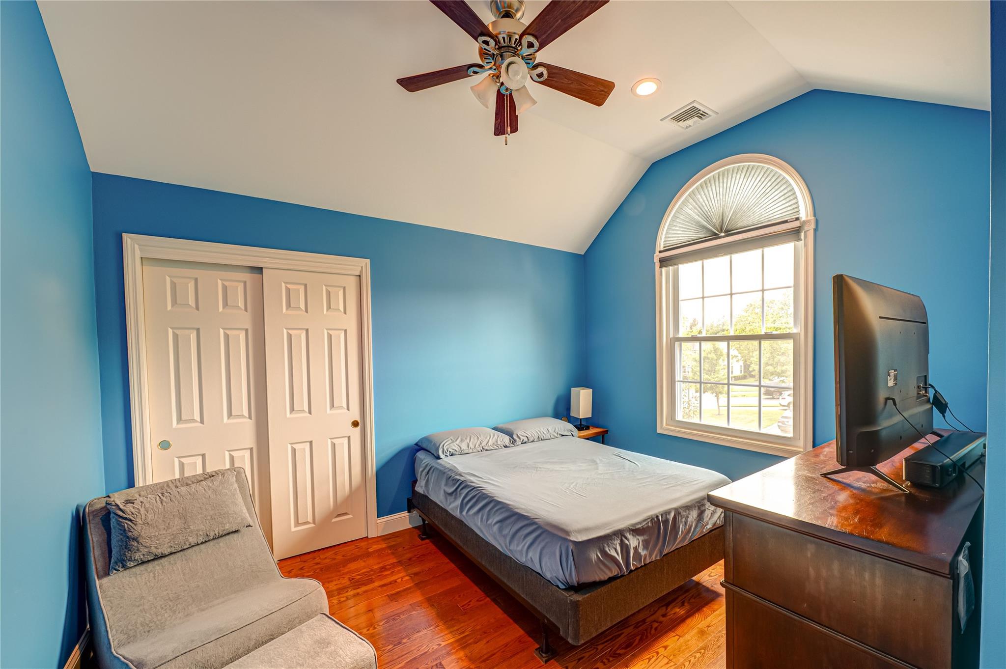 86 Manitou Trail, Kings Park, New York image 19