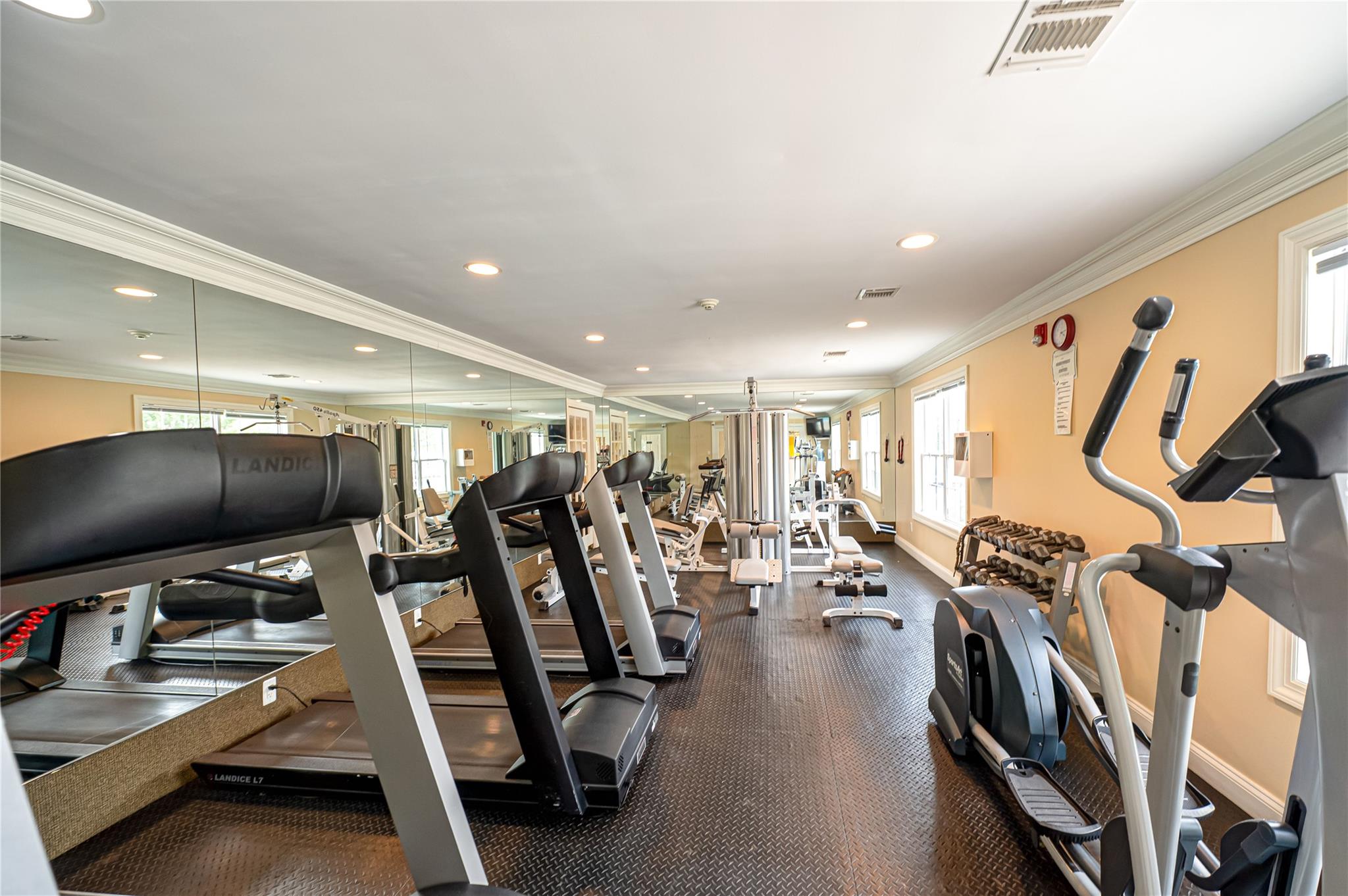 86 Manitou Trail, Kings Park, New York image 30