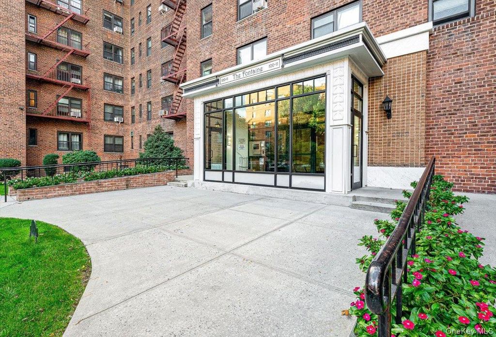 Photo of 100-11 67th Road #421, Forest Hills, NY 11375 (MLS # 987986)