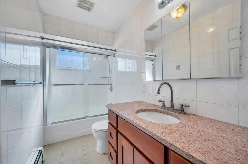 9 Ruth Boulevard, Commack, New York image 22
