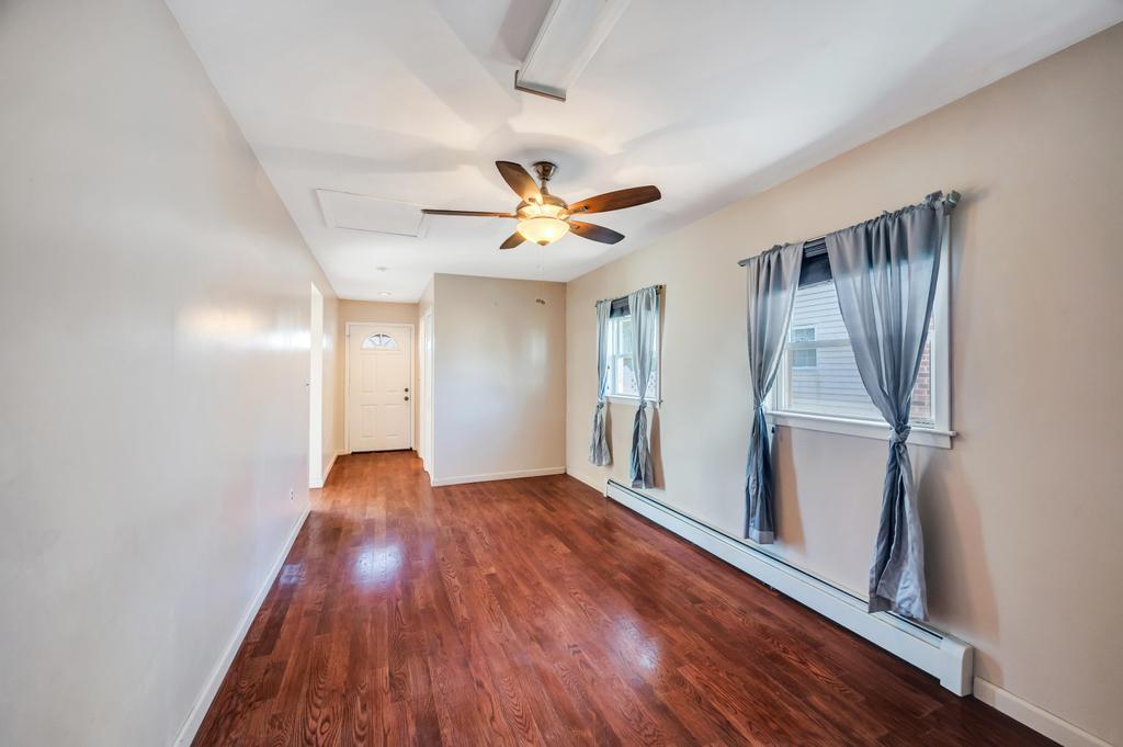 9 Ruth Boulevard, Commack, New York image 13