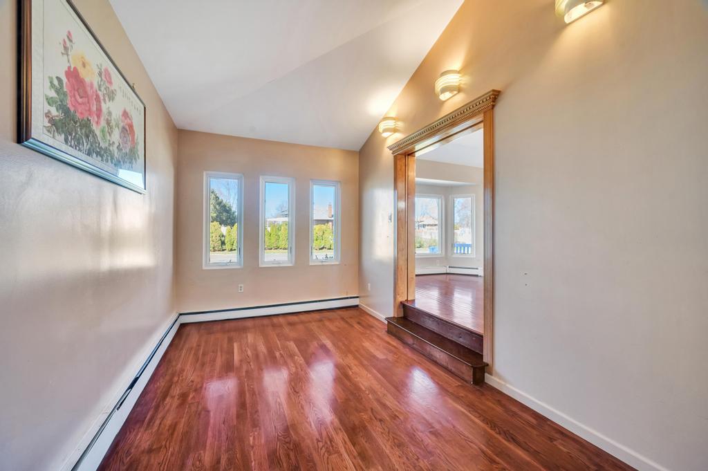 9 Ruth Boulevard, Commack, New York image 10