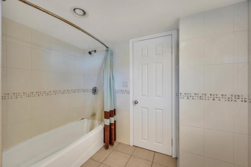 9 Ruth Boulevard, Commack, New York image 28