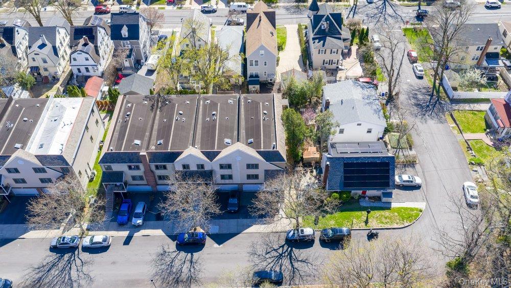 131 Pelhamdale Avenue