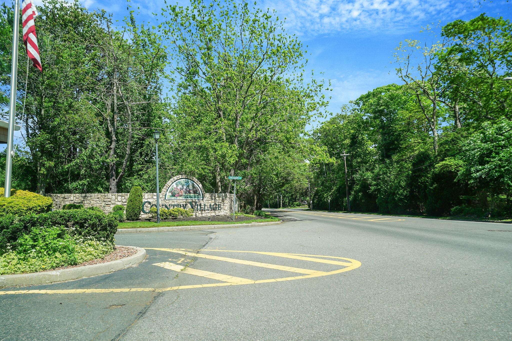 192 Theodore Drive, Coram, New York image 25