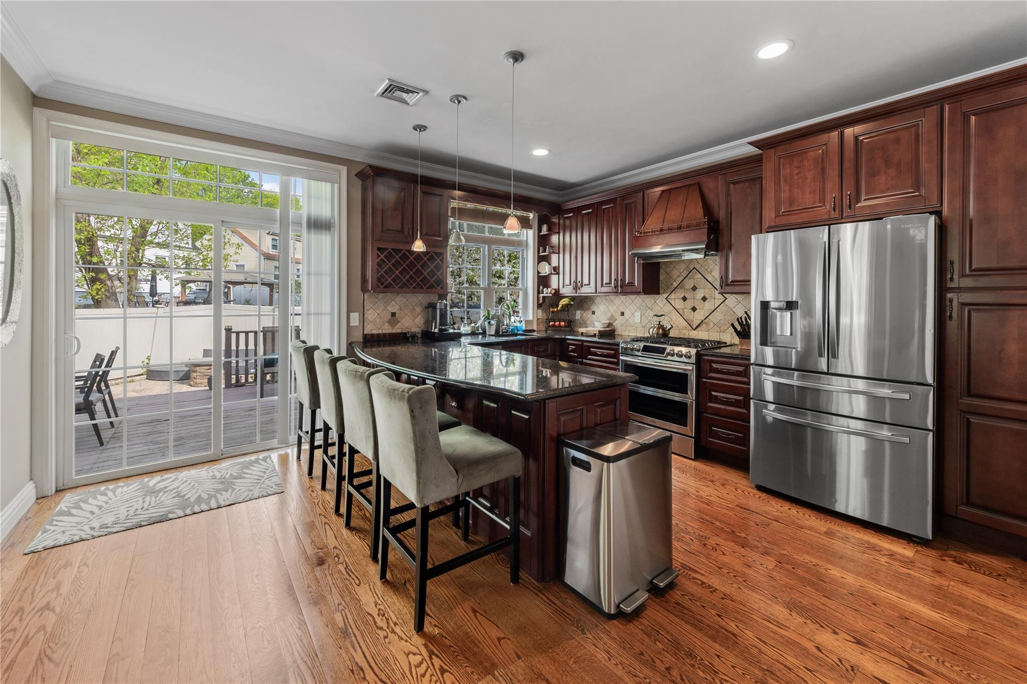 59 Sprain Road, Yonkers, New York image 4