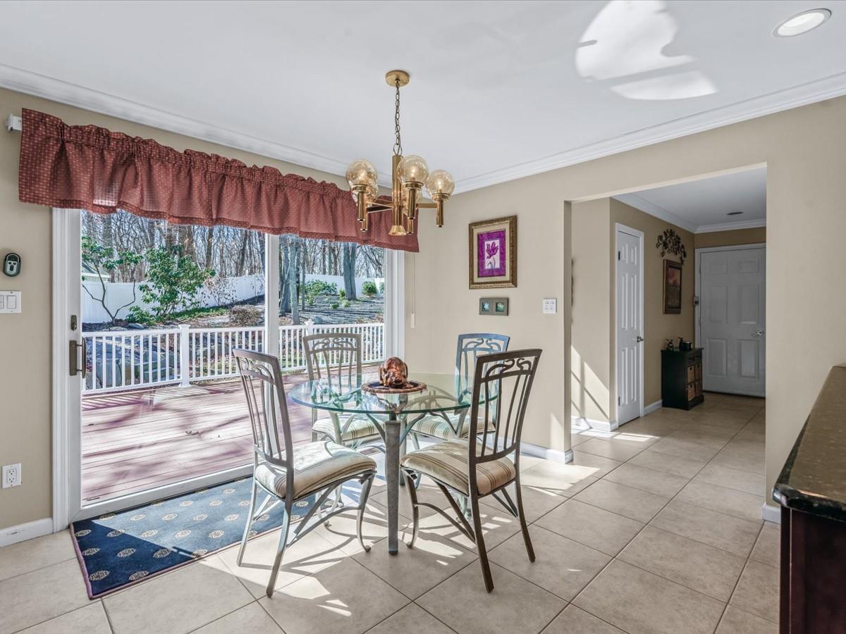 18 Jefferson Landing Circle, Port Jefferson, New York image 13