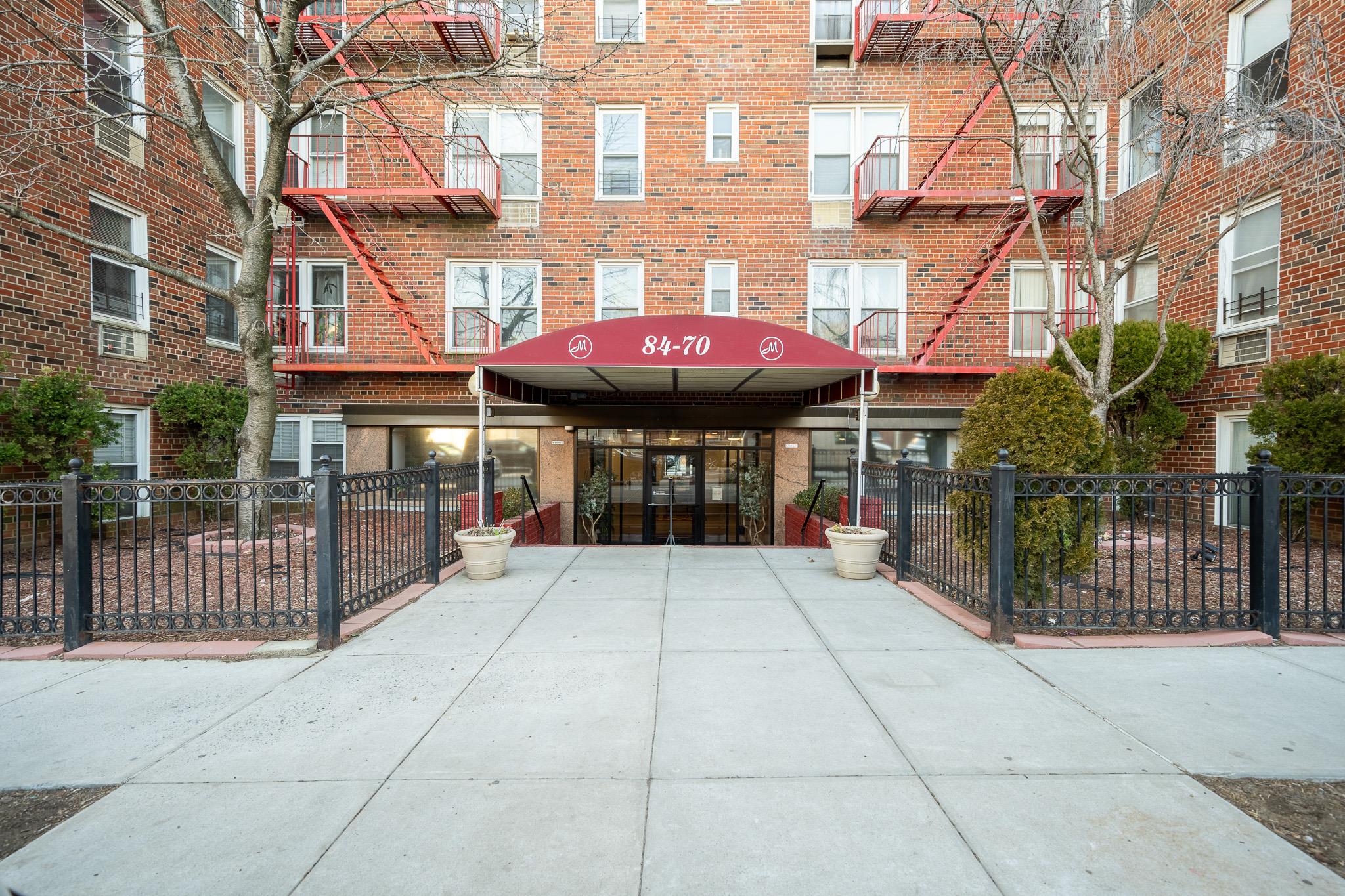 84-70 129th St #5J, Kew Gardens, New York image 14