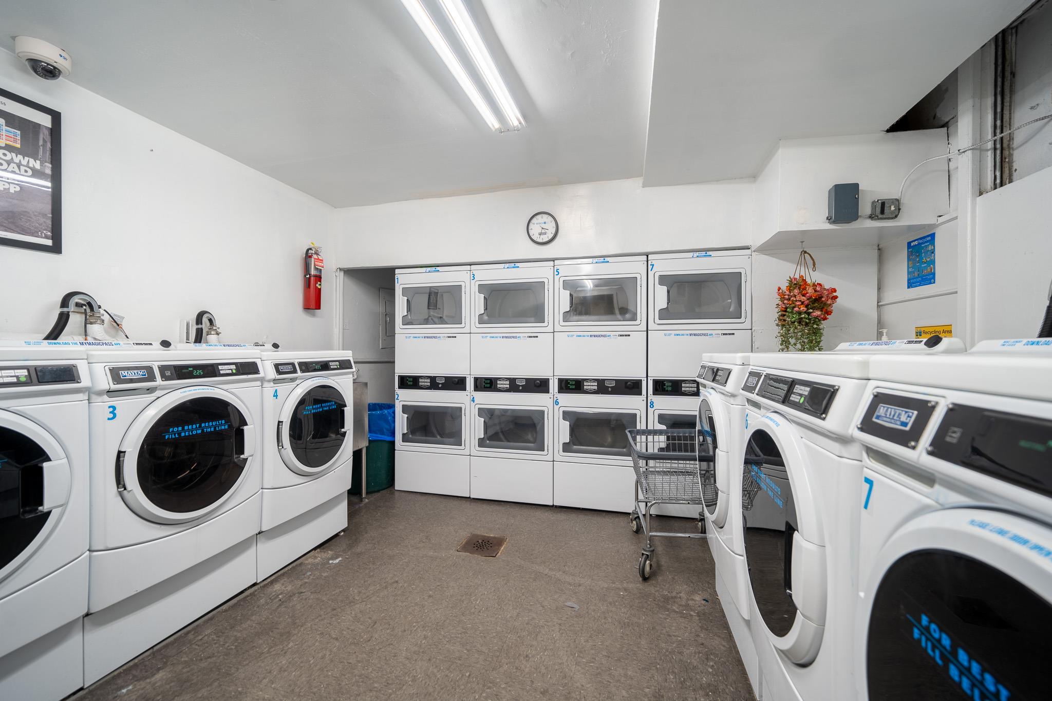 84-70 129th St #5J, Kew Gardens, New York image 11