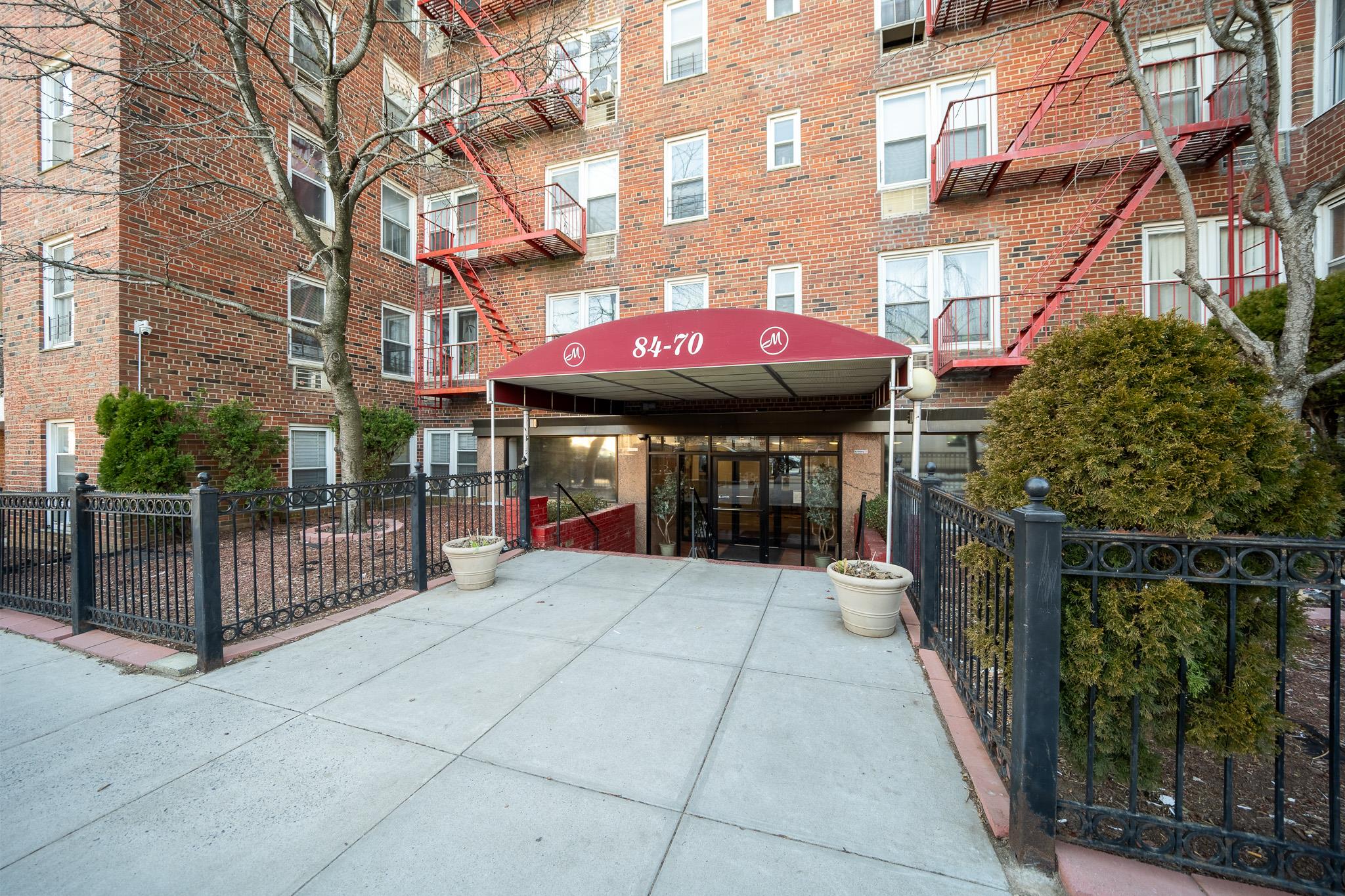 84-70 129th St #5J, Kew Gardens, New York image 13
